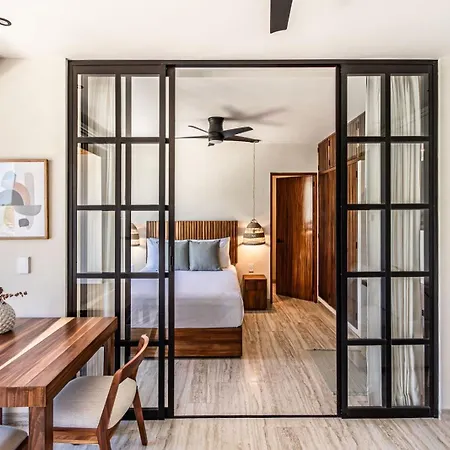 Lux Jungle Studio Near Beach